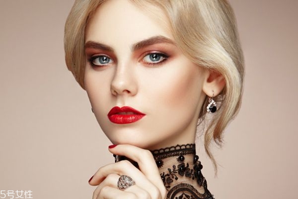 碧缇丝免水洗发喷雾,碧缇丝免洗喷雾怎么样