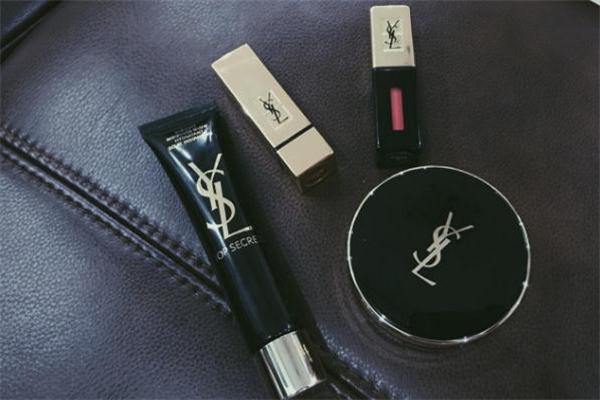 锁骨是什么呢(锁骨是啥?)