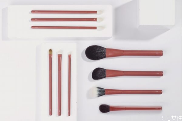 日常瘦肚子小妙招(瘦肚子的小窍门) 日常瘦肚子小妙招(瘦肚子的小窍门)