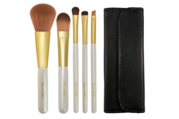 蜜丝婷眼影搭配教程,蜜桃眼妆眼影怎么画