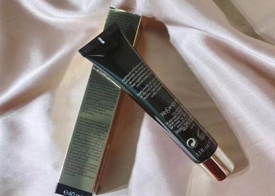 妆前乳有隔离的功效吗?,妆前乳跟隔离有区别吗