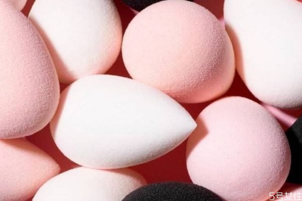 丰胸精油有用吗(丰胸精油有用吗?) 丰胸精油有用吗(丰胸精油有用吗?)