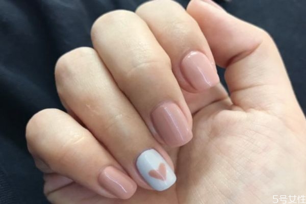 甲油胶只能用灯照干吗,甲油胶除了灯什么能干 甲油胶只能用灯照干吗,甲油胶除了灯什么能干