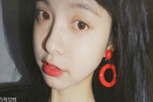 混血美瞳哪个颜色好看,怎么选美瞳颜色