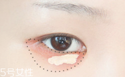 灰色美瞳的眼妆图片,灰色的美瞳