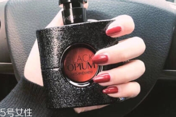 霓虹橙口红适合什么人,橙色的口红适合什么样的人