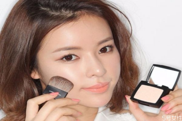 高光可以涂全脸吗,高光可以全脸涂抹吗