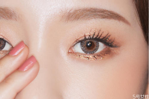 stila液体眼影干了咋办,stila液体眼影最火色号