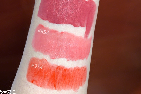 3ce口红哪个色号适合黑黄皮,3ce适合黄黑皮的口红 3ce口红哪个色号适合黑黄皮,3ce适合黄黑皮的口红