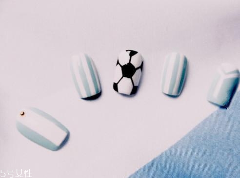 克丽丝汀迪奥魅惑润唇膏,迪奥魅惑润唇膏