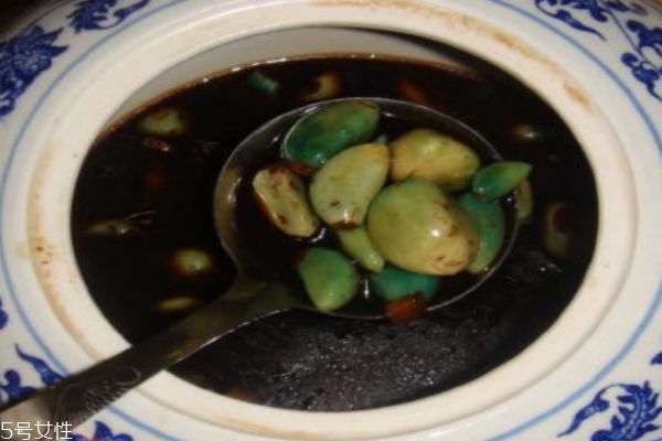 如何制作腊八蒜呢(怎么制作腊八蒜?)