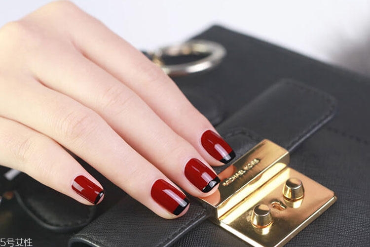 保鲜膜瘦肚子的具体方法(用保鲜膜瘦肚子的正确方法)