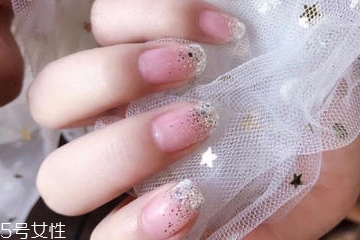 保湿粉底液排行榜10强,香奈儿粉底液保质期一般是多久