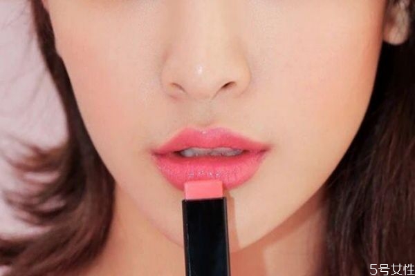 ins眼影好不好,元旦眼影盘ins超火