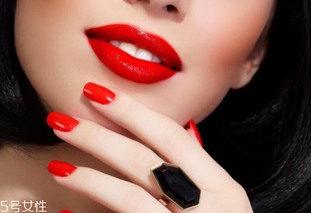 粉底液放冰箱还能用吗,粉底能放冰箱冷藏好吗 粉底液放冰箱还能用吗,粉底能放冰箱冷藏好吗