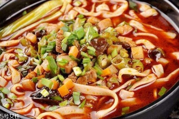 臊子面的营养价值有什么呢(臊子面的营养价值和功效)