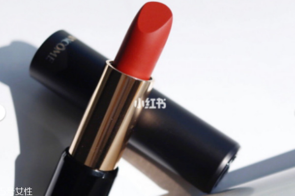 后背厚是什么原因(后背厚是什么原因造成的)