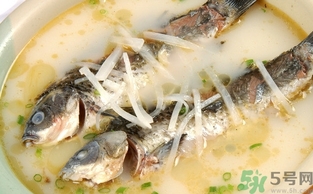 秋天喝鱼汤的好处,冬季喝鱼汤有什么好处