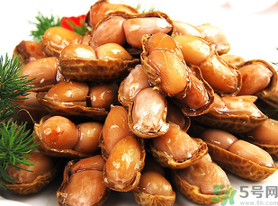 煮带壳的花生怎么煮好吃,带壳的花生怎么煮不发黑