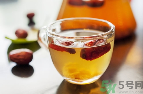 黄芪红枣茶的功效和作用禁忌,黄芪红枣茶的功效和作用