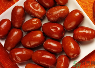 鲜枣和干枣的区别,新鲜的枣和干枣有什么不同 鲜枣和干枣的区别,新鲜的枣和干枣有什么不同