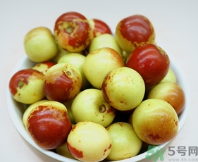 冬枣变红了可以吃吗,冬枣会变成红枣吗 冬枣变红了可以吃吗,冬枣会变成红枣吗