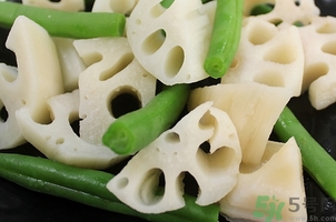 莲藕煮多长时间才烂,莲藕怎样炖才容易烂?