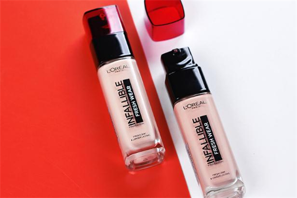 如何使用粉底液化妆步骤,粉底液的使用步骤正确方法 如何使用粉底液化妆步骤,粉底液的使用步骤正确方法