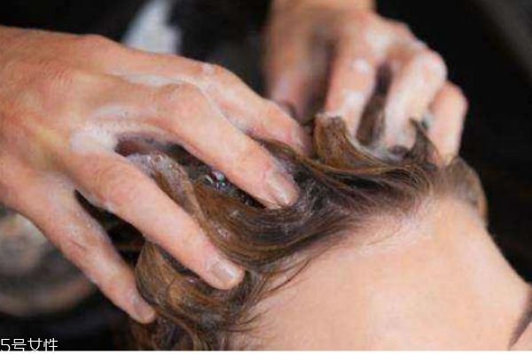 护发素的护发原理是什么,为什么要用护发素的原理