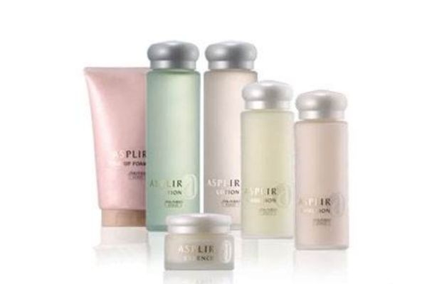 资泊丽是品牌吗,爱丽舍是哪个国家的品牌