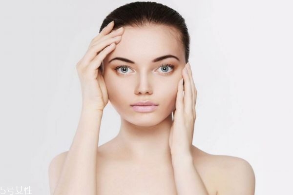 皮肤干燥吃什么好?,冬天皮肤干燥吃什么好