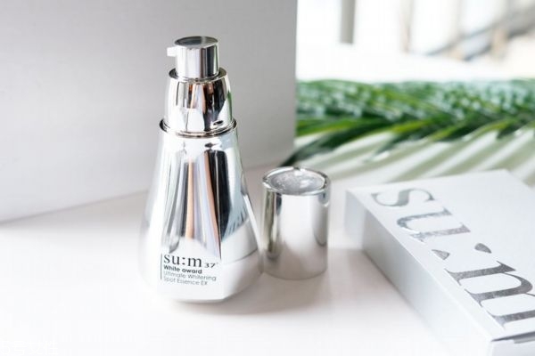 韩国化妆品sum37套装价格,377美白精华