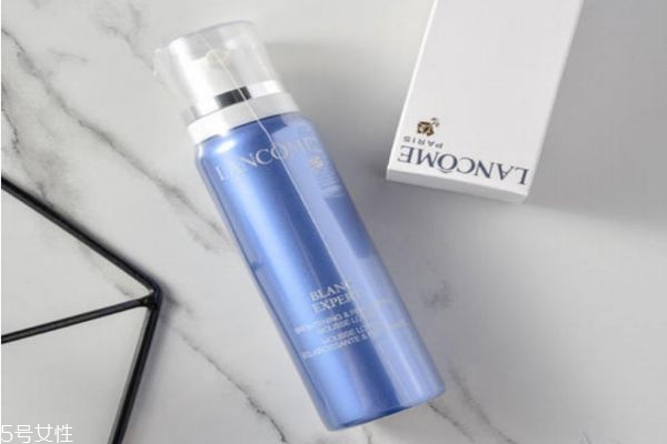 兰蔻新臻白系列好用吗,兰蔻新净透泡沫洁面乳效果怎么样