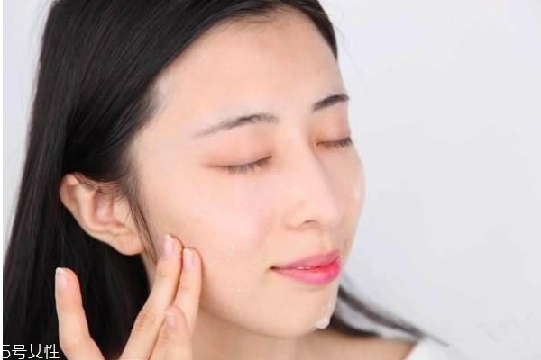 冬天敷面膜的好处,常敷面膜的六大好处