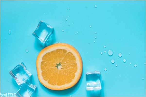 冬天皮肤油腻怎么办,怎样解决皮肤油腻