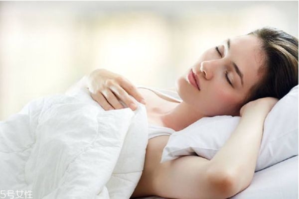 熬夜霜什么时候用效果好,熬夜晚霜什么时候用