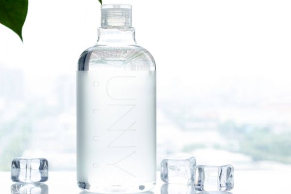 用卸妆水的正确步骤,什么情况要用卸妆水