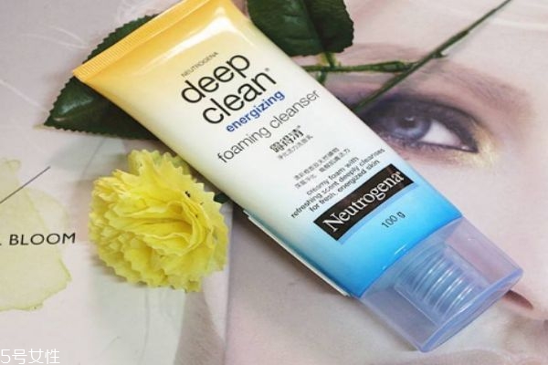 露得清洗面奶好不好,露得清深层净化洗面奶怎么样
