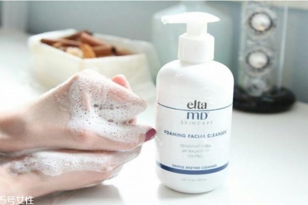 氨基酸洗面奶的优缺点,氨基酸成分洗面奶有什么好处