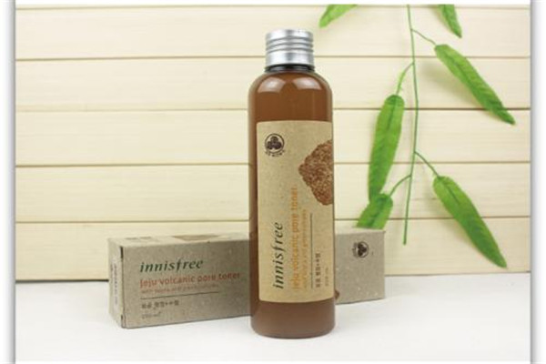 城野医生收敛水怎么使用,城野医生毛孔收敛水敏感肌肤能用吗