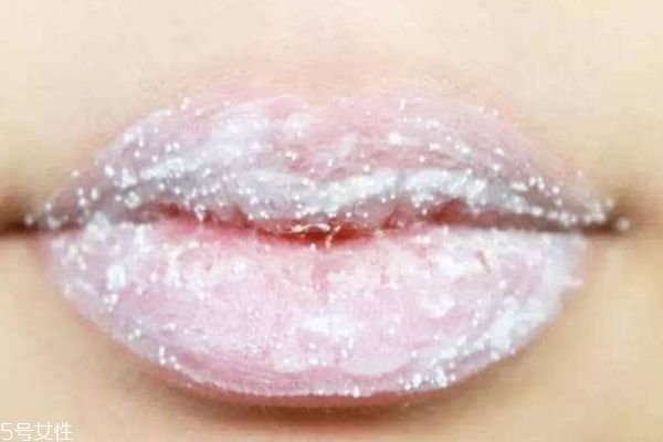 唇部磨砂膏有必要用吗,唇部磨砂膏有什么作用?