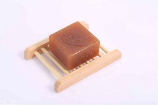 海盐皂可以洗脸吗,海盐皂洗脸的功效和作用