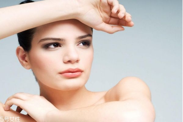 50倍防晒霜能防晒多久,50倍防晒霜日常能用吗 50倍防晒霜能防晒多久,50倍防晒霜日常能用吗