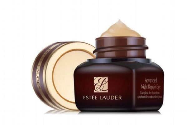 眼霜进水了还能用吗,眼霜出水了还能用吗