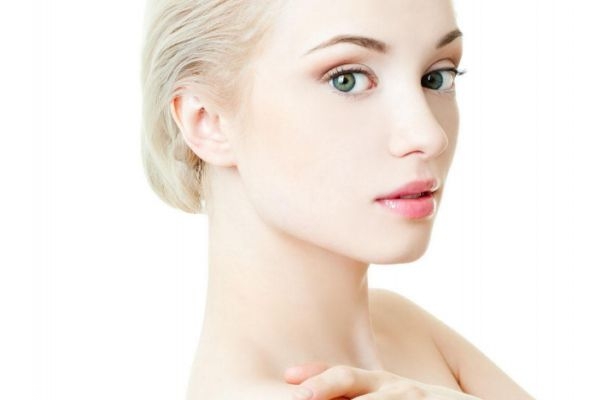 额头上为什么长痘痘,额头为什么老长痘