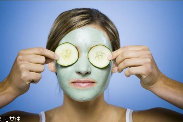 油痘肌怎么改善,油皮痘痘肌适合什么水乳