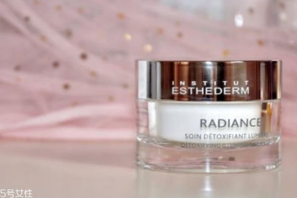 雅诗敦是大牌子嘛,雅诗敦什么档次