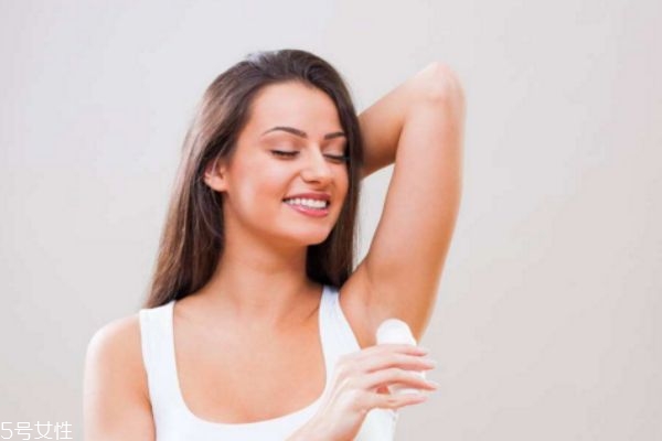 止汗效果最好的止汗剂,每天用止汗剂会不会怎么样 止汗效果最好的止汗剂,每天用止汗剂会不会怎么样