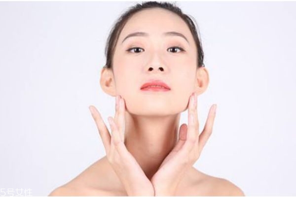 胶原蛋白丰胸有副作用吗,鼻子注射胶原蛋白有副作用吗