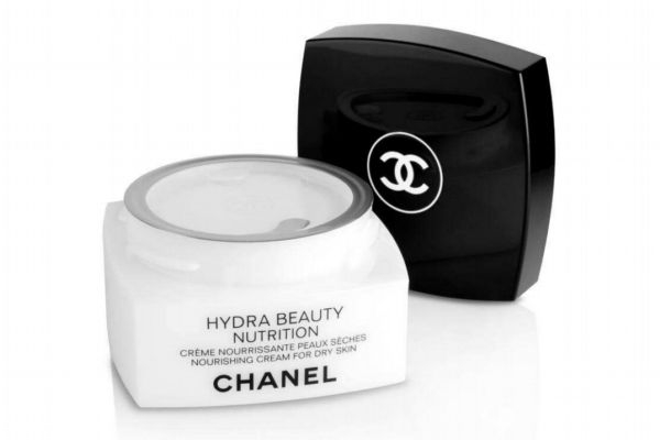 40岁用什么护肤品好性价比高的,适合四十岁的护肤品品牌